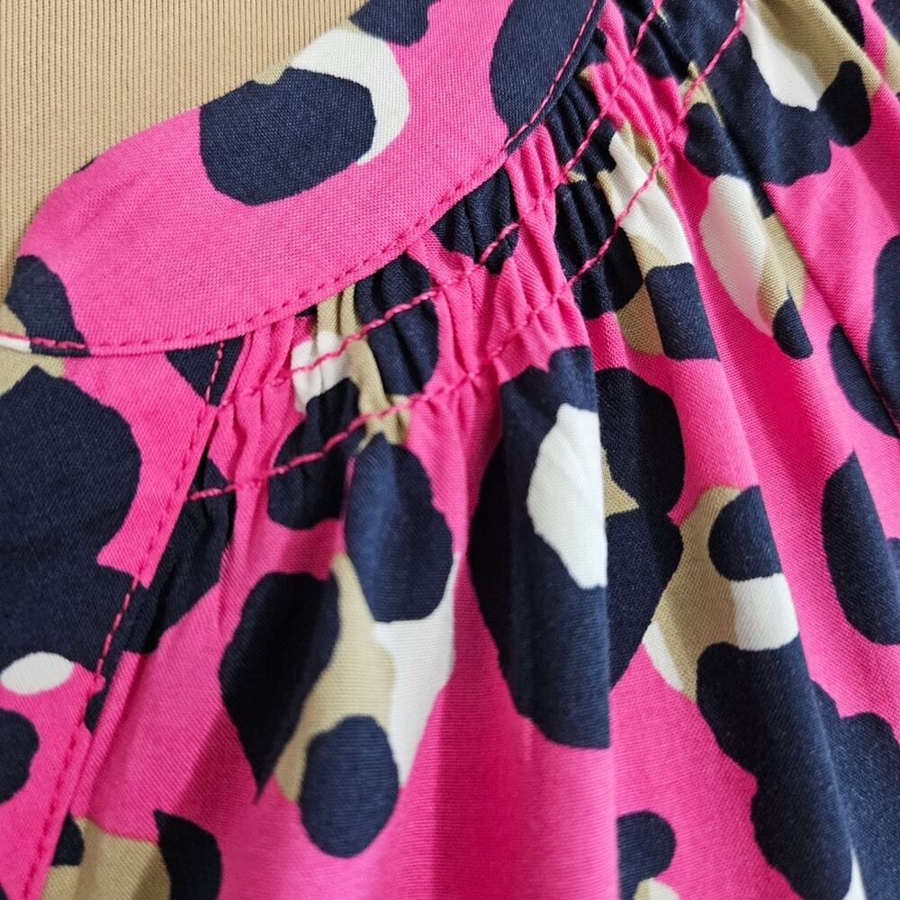 Crown & Ivy Top Small Pink Blue Leopard Print 3/4 Raglan Sleeve V Neck Smocked - Picture 6 of 14